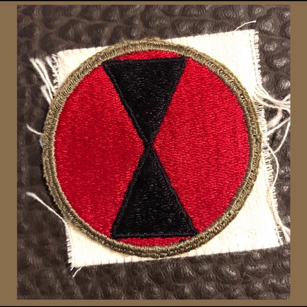WW2 7th Infantry Hourglass Patch